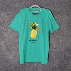 Cubavera Shirt M Coastal Pineapple Novelty Vacation Short Sleeve Crewneck Beach